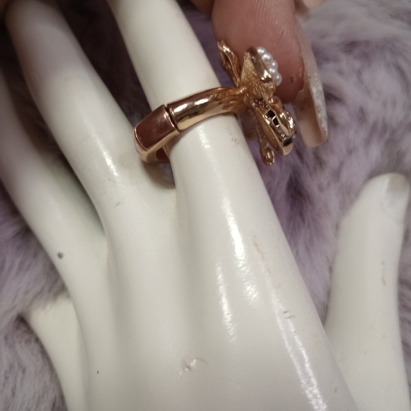 GOLD bee adjustable ring encrusted with rhinestones & pearls - Picture 4 of 6